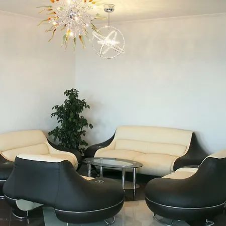 Exclusive In Calista Apartment *